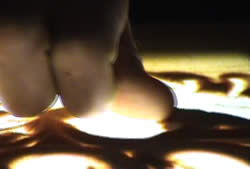 Gros plan en train de dessiner